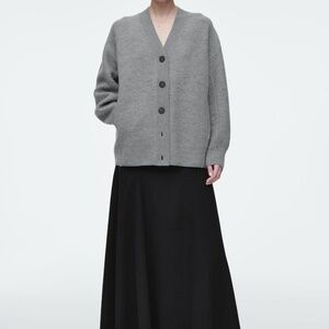 COS OVERSIZED BOILED MERINO 100% WOOL CARDIGAN LONG SLEEVE GRAY